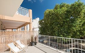 Forenna Hostel (Adults Only)